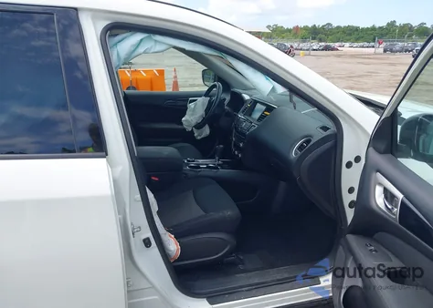 2017 Nissan Pathfinder Sv z USA, uszkodzony, nr VIN 5N1DR2MM9HC646272